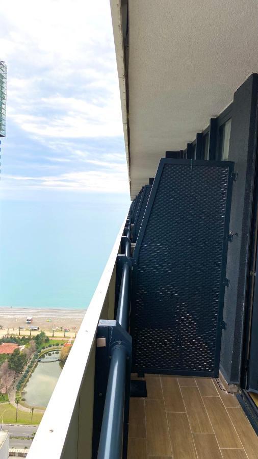 Aparthotel In City باتومي المظهر الخارجي الصورة
